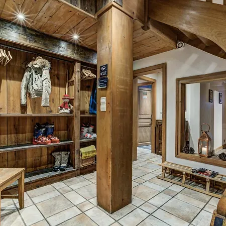 شقة Chalet Davos Contemporary Retreat With Timeless Bedra